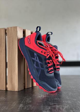 Кросівки asics