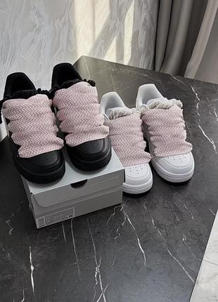 Доступні в різних кольорах/брендові кросівки nike air force в стилі ланвін