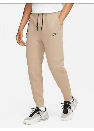 Штани чоловічі nike sportswear tech fleece beige fb8002-247