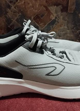 Бігові кросівки kalenji jogflow 100.1 (модель jf 100.1) від бренда decathlon