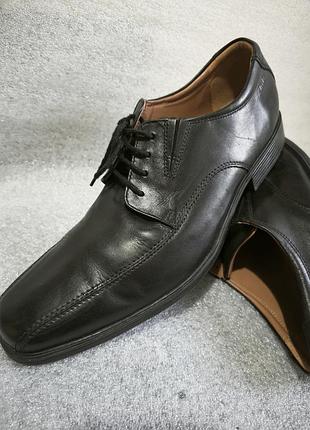 Чоловічі шкіряні туфлі clarks розмір 45