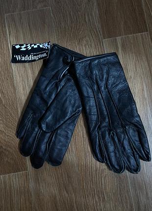 Чорні шкіряні рукавички бренду waddington