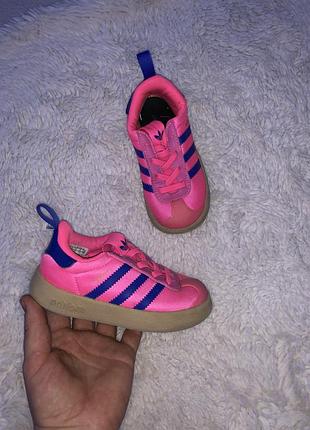 Кросівки adidas 25 розмір