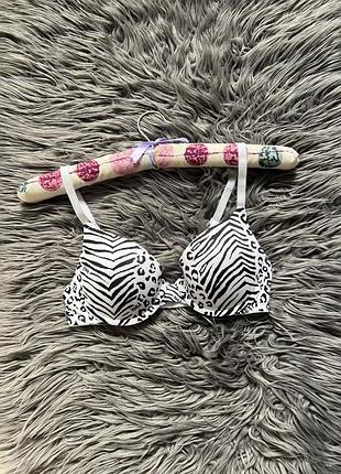 Бюстгальтер ліф в принт victoria's secret pink пушап