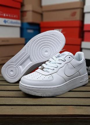 Nike force 1 low білі