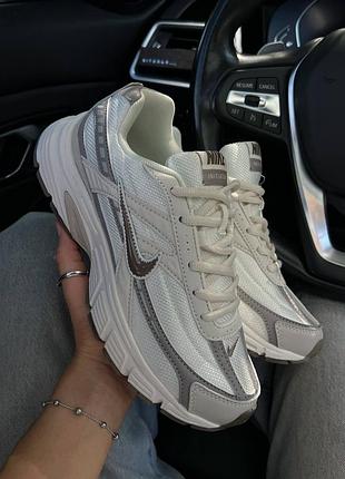 Nike initiator premium