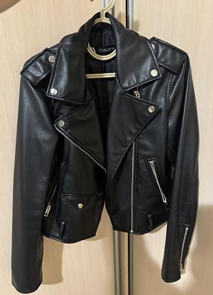 Чорна косуха zara