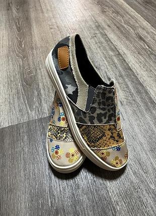 Мокасины женские
