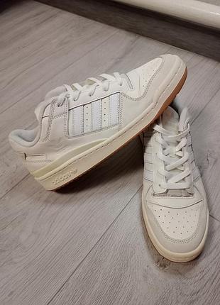 Кроссовки adidas 4