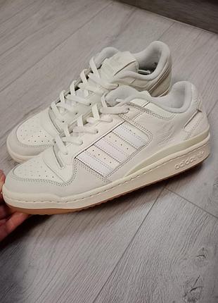 Кроссовки adidas 5
