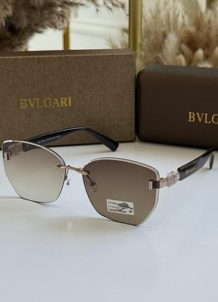 Солнцезащитные очки женские очки bvlgari . хамелеони новинка 2026