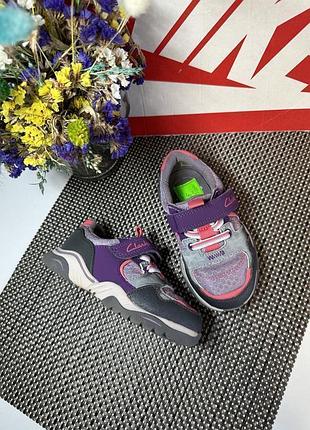 Оригинальные кроссовки clarks