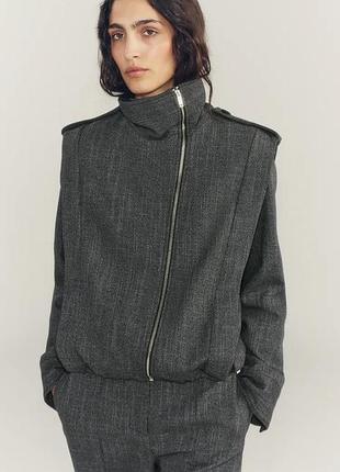 Куртка с патами и боковой молнией zw collection