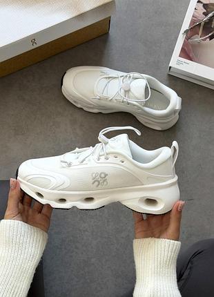 Loewe x on running cloud solo white 2