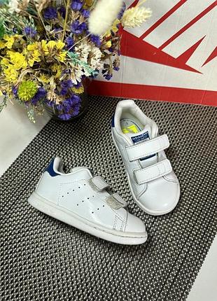 Оригинальные кроссовки adidas