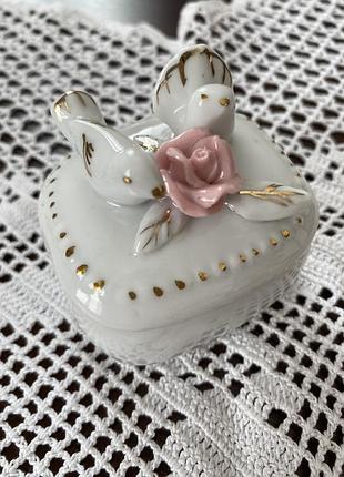 Шкатулка скринька вінтажна порцелянова фарфорова