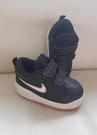 Кроссовки детские nike 19 г.