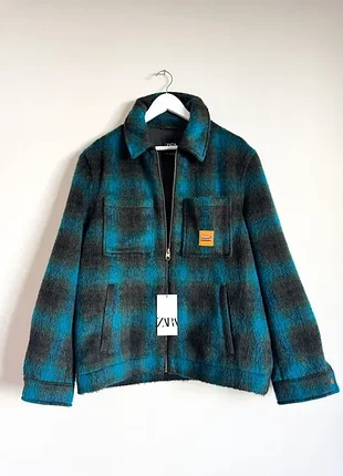 Вовняна куртка zara