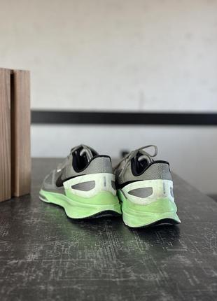 Кросівки nike 4