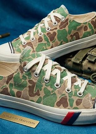 Нові оригінальні чоловічі кеди pro-keds модель: pk61440 в камуфляжному забарвленні frogskin / duck camo. розмір 42.5
устілка 28 см