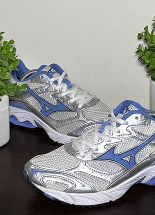 Спортивні кросівки mizuno wave endeavor 2