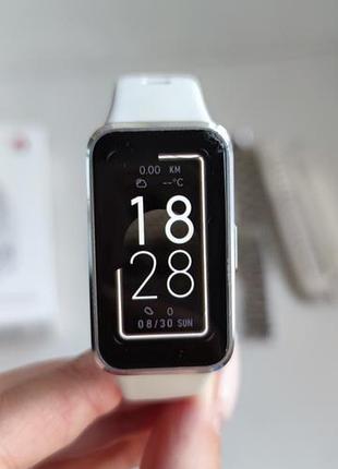 Смарт - часи huawei band 10