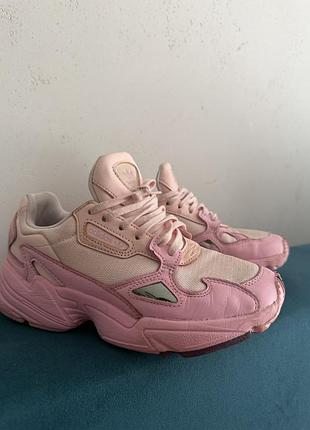 Кросівки adidas falcon