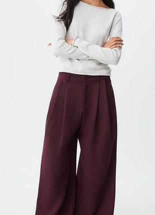 Широкие брюки 40р stradivarius