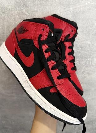 Брендовые кожаные кроссовки nike (оригинал)