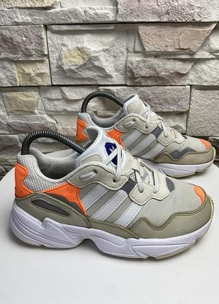 Оригінальні кросівки adidas yung-96
