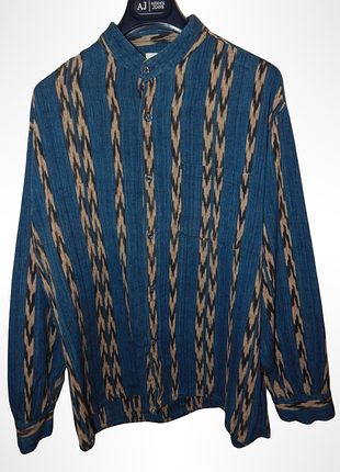 Винтажная рубашка с воротом стойкой с узором в стиле икат el tucan. size m