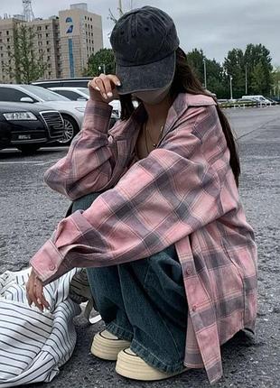 Женская повседневная рубашка оверсайз в розово-серую клетку xxl(56)