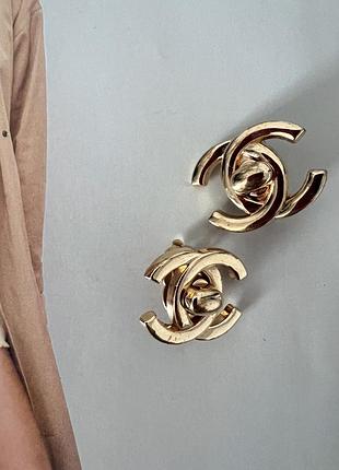 Chanel turn lock вінтажні кліпси сережки шанел