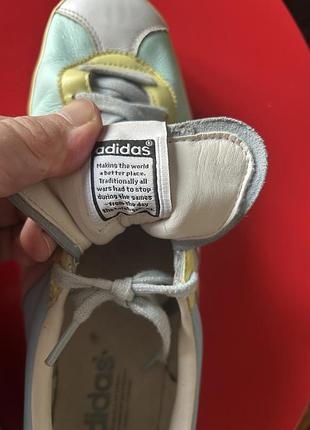Кросівки adidas 8