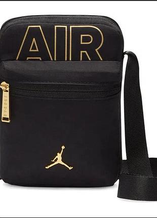 Сумка месенджер від nike air jordan