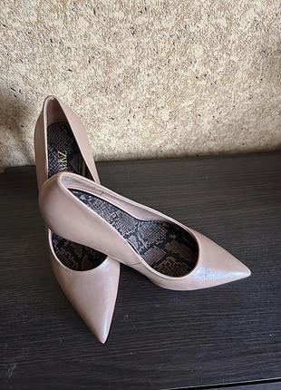 Туфлі zara 40р.