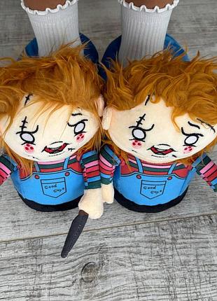 Текстильные закрытые тапочки-обнимашки chucky 3d «good guys» — пушистые домашние полусапожки в стиле фильмов ужасов 35-39р
