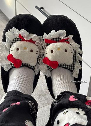 Плюшевые домашние тапочки "hello kitty" (хеллоу китти) черно-белые, с бантом и рюшами