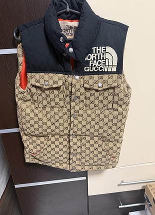 Жилетка the north face x gucci, розмір s