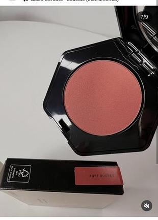 Шикарні рум'яна  soft russet  h&m pure radiance powder blusher (пб)