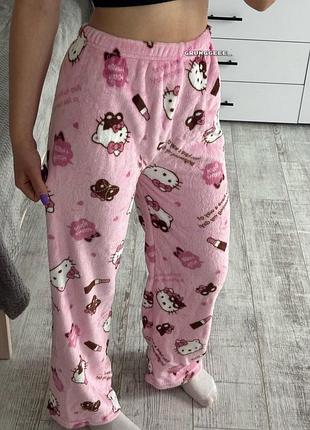 Трендові штани hello kitty жіночі | широкі штани хілоу киті чоловічі m-l, рожеві з помадою