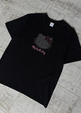 Черная футболка hello kitty | футболка с стразами хелоу китти
