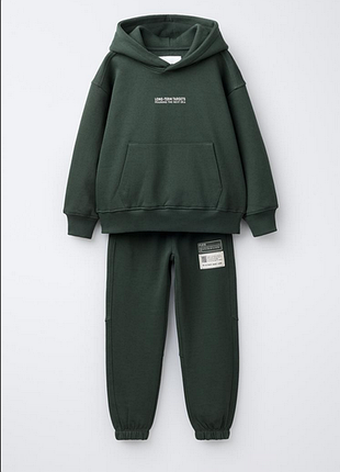 Комплект из худи и джоггеров zara на 8-9 лет