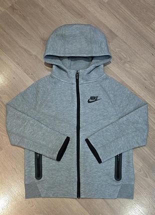 Кофта nike tech fleece на 6-7років, 116-122см
