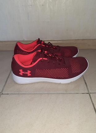 Бордовые кроссовки under armour