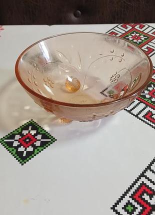 Вазочка салатниця