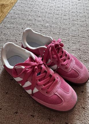 Кросівки adidas