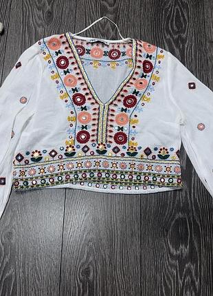 Блузка жіноча