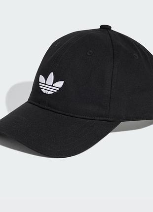 Чорна кепка adidas originals
