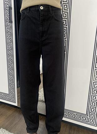 Джинси або штани бренду cos моделі tapered (звужений крій)